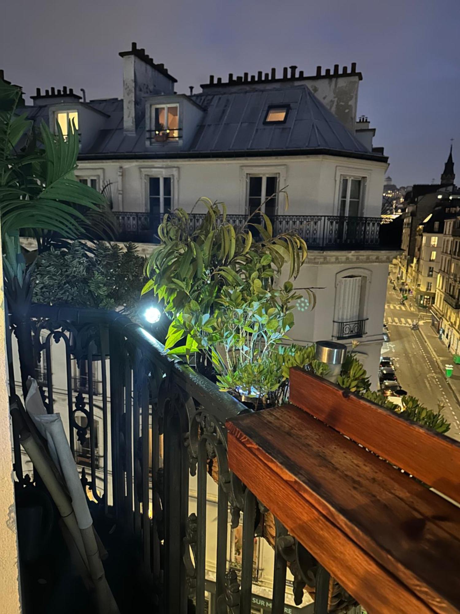 Suite Vue Montmartre & Balcon Paris Exterior foto